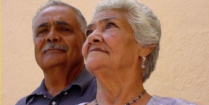 adultos-mayores-mexico_opt