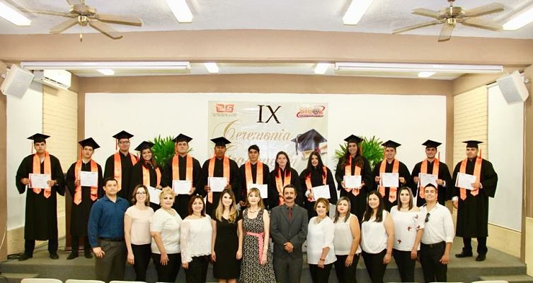 graduantes_cobachenlinea_opt