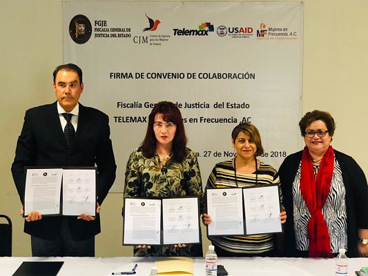 Firma de convenio de colaboración 2_opt