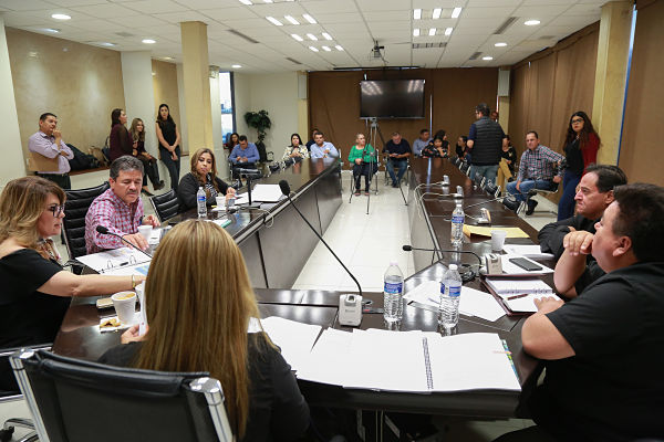 congreso_opt(22)