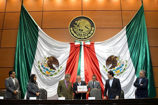 diputados_opt(8)