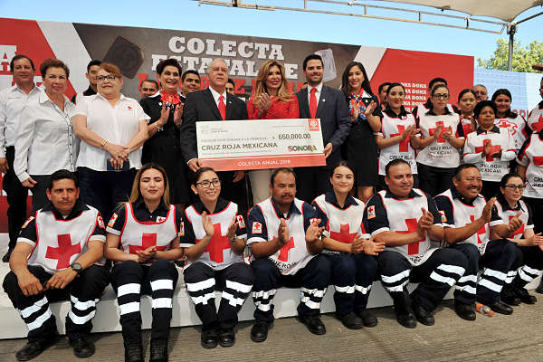 gobernadora_apoyandocruzroja_opt