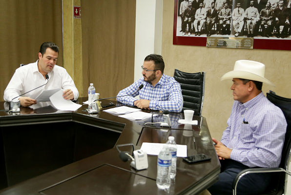 sesionextraordinariamartes18 (1)_opt