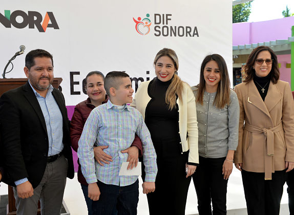 Entrega DIF Sonora estímulos022060c_opt