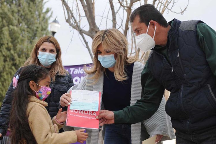 gobernadora sonora_opt(3)
