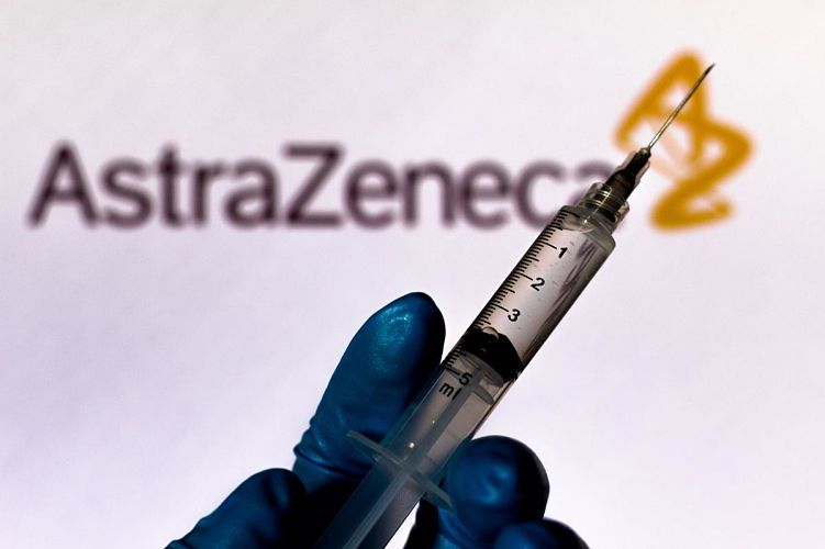 vacuna-covid-astrazeneca_opt