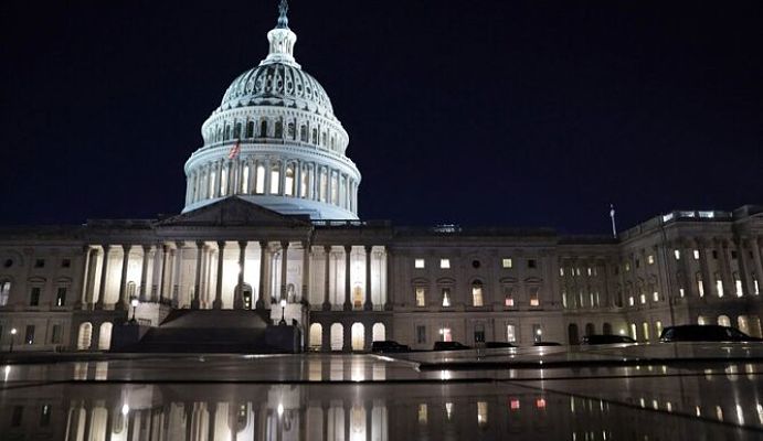 proyecto-aprobado-votos-senadores-democratas_opt