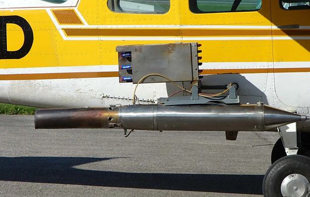 bombardean nubes para que llueva_opt