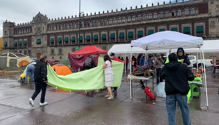 planton en el zocalo_opt