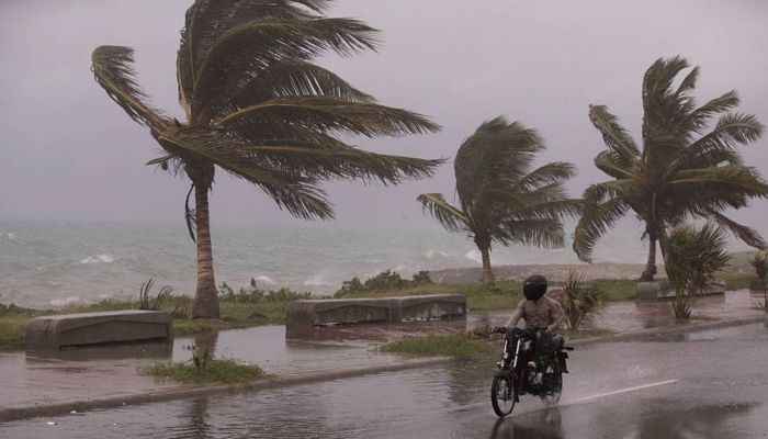 Huracan Elsa hacia Florida_opt