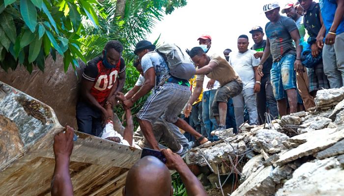 terremoto-en-haiti-deja-227-muertos_opt