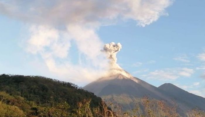 El volcán de Fuego de Guatemala entra en erupción_opt
