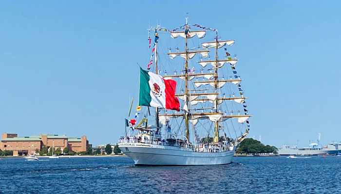 Velero Cuauhtémoc-zarpa a españa_opt