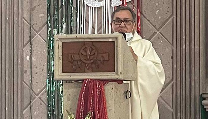 sacerdote-monclova_opt