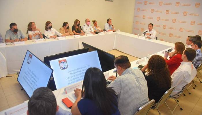 Reunión de gabinete atiende realidad de colonias (1)_opt