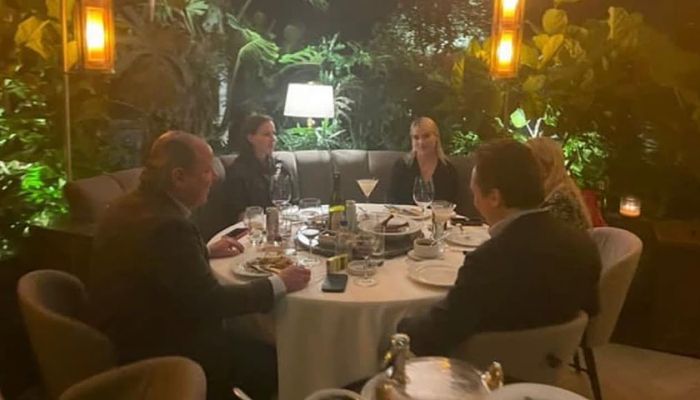 captan-a-lozoya-en-restaurante-de-lujo_opt