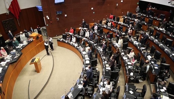 sala de sesiones del senado mexicano_opt