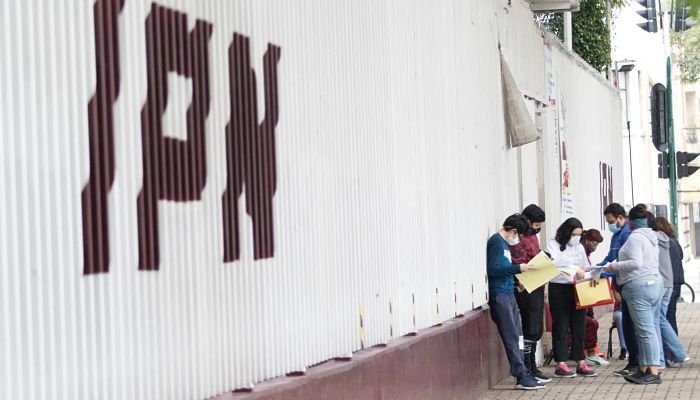 estudiantes-del-ipn_opt