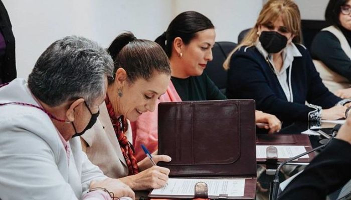 Firma de convenio entre La Paz y CDMX_opt