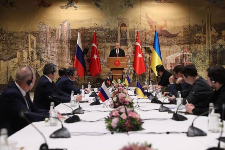 Finalizan negociaciones en Estambul