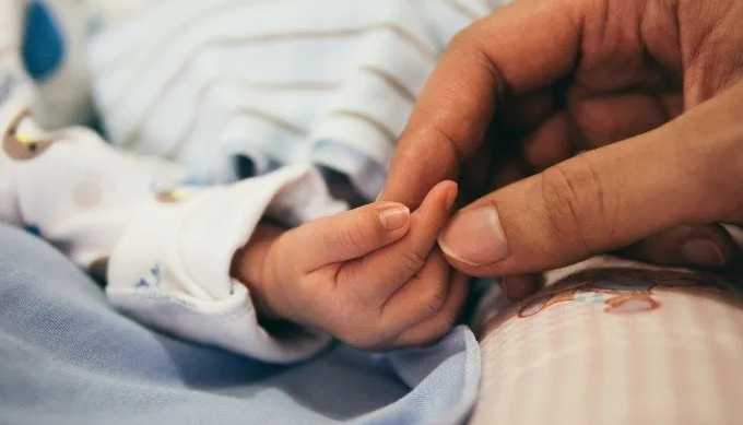 hepatitis infantil