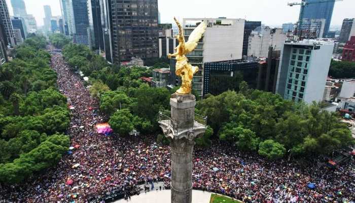 marcha-orgullo-10-sheinbaum