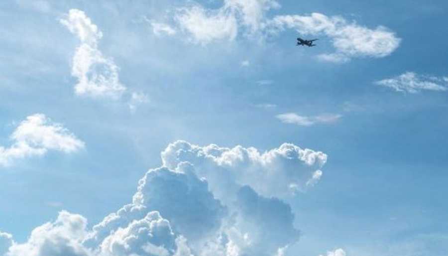 avion se estrella en grecia