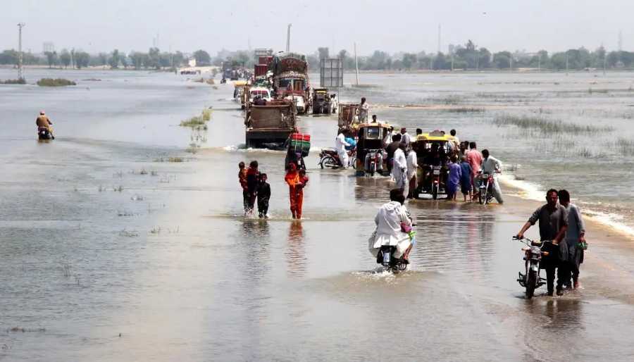 damnificados-por-lluvias-en-pakistan
