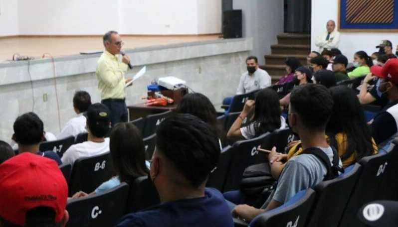 uth-inducción a estudiantes