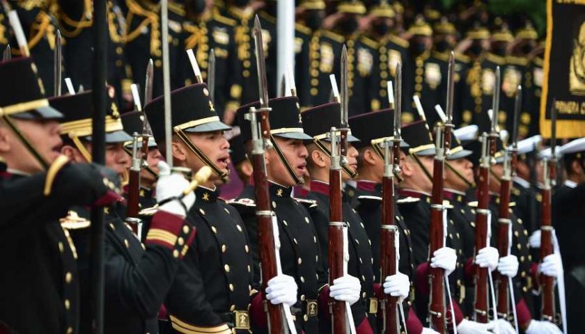 AMLO. 175-aniversario Niños Heroes2