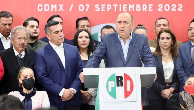 PRI acusa a Calderon
