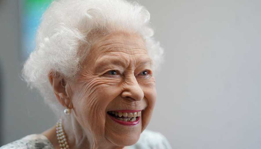 la reina de inglaterra muere a los 96