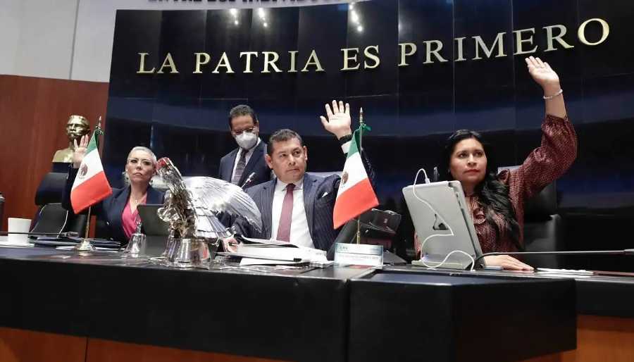 suspende-senado