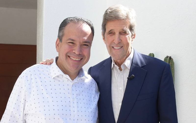 kerry,toño