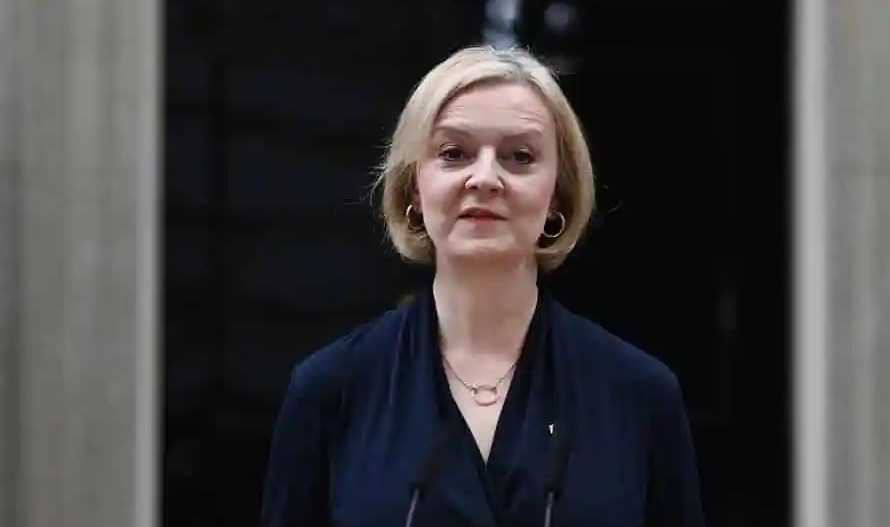 liz-truss-renuncia-a-cargo-de-primer-ministra-efe(1)