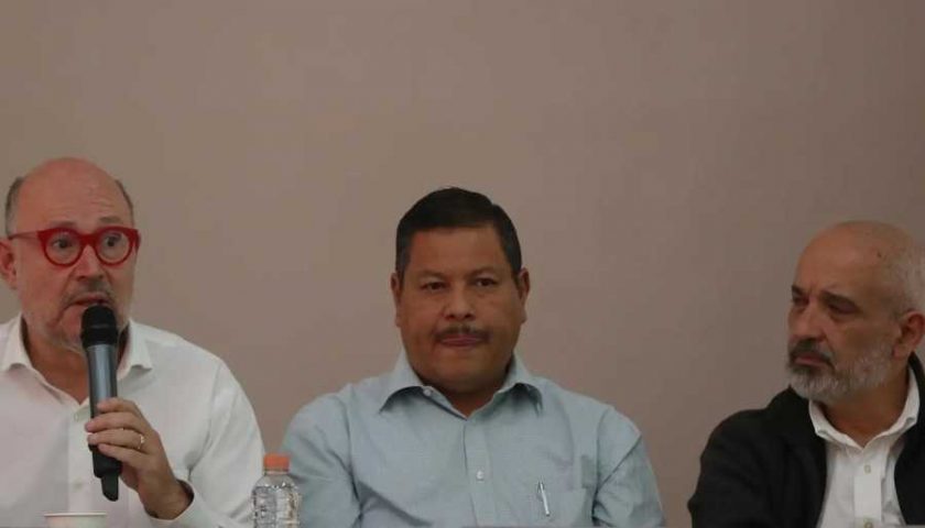 rss-Periodistas y activista espiados por Ejército