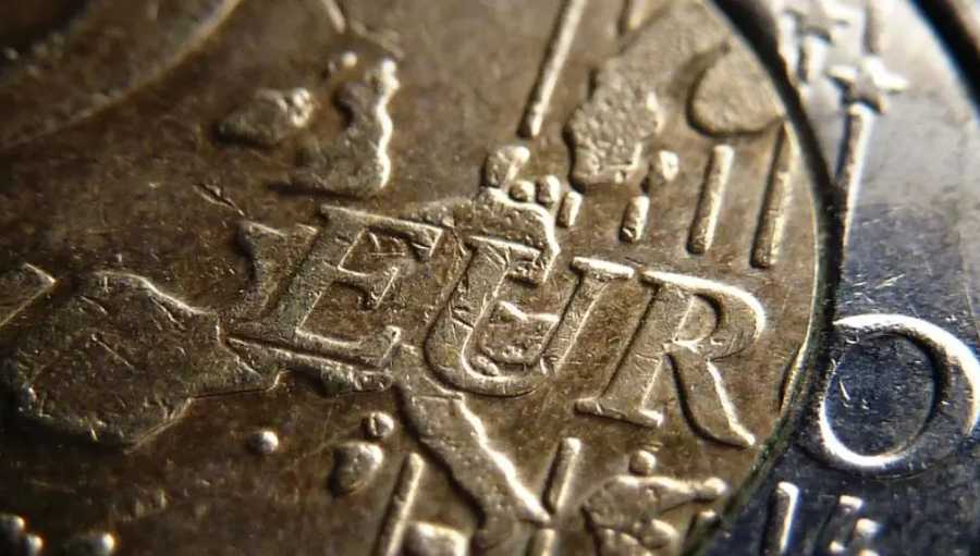 euro en 99 centavos de dolar