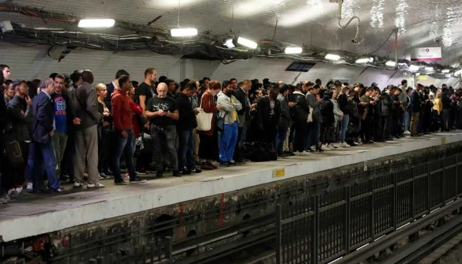 huelga del transporte en paris y londres