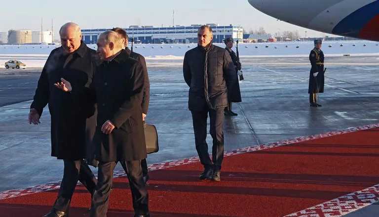 Putin viaja a Bielorrusia2