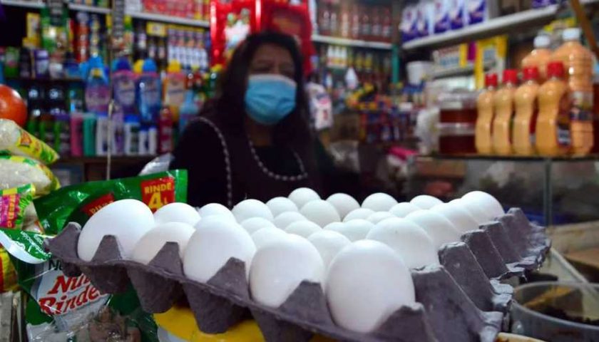 a la baja los productos básicos