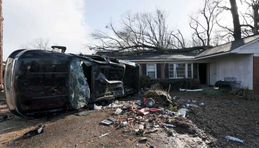 tornados en alabama