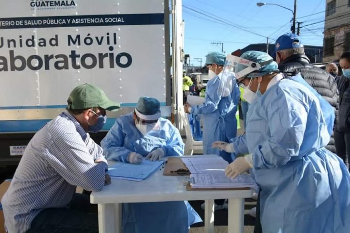 covid en guatemala-alerta roja-min