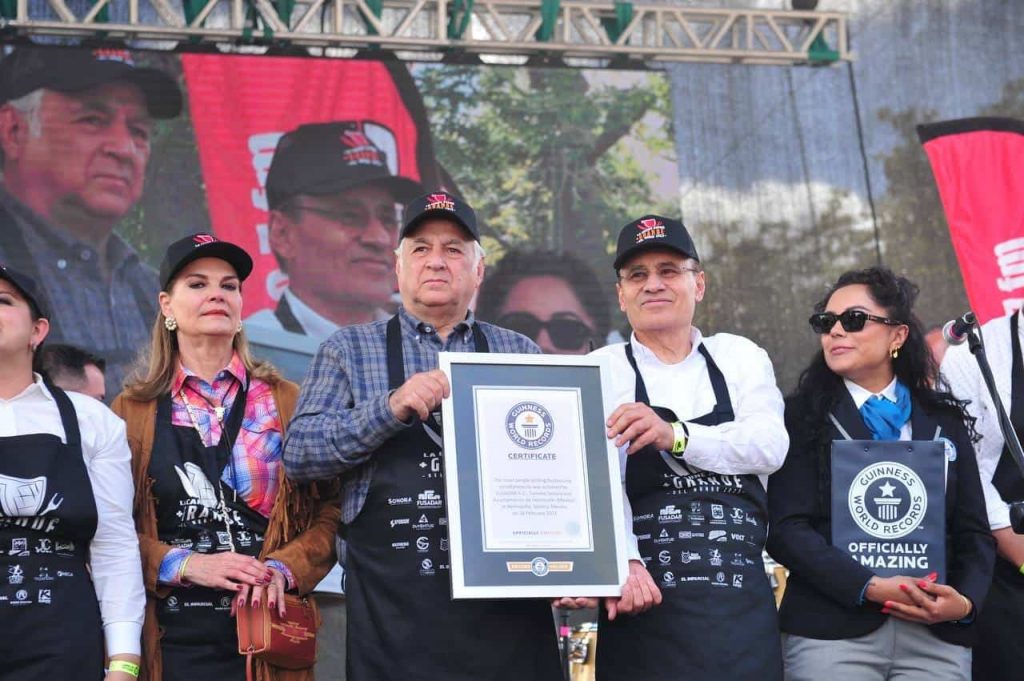 la carne asada mas grande del mundo en Sonora-min