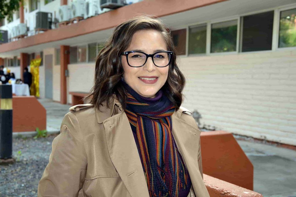 maestra Veronica López Teros-min