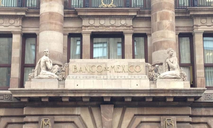 El Banco de México...-min