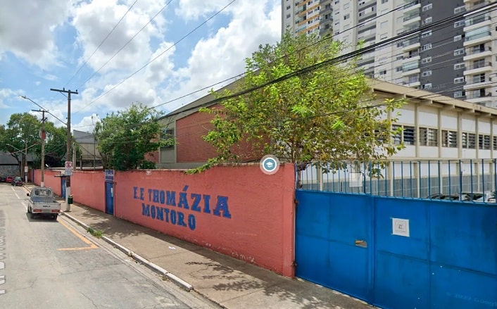 brasil-colegio-asesinan a maestra.-min (1)