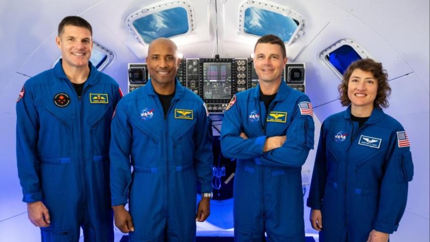 Astronautas delviaje a la luna en 2024