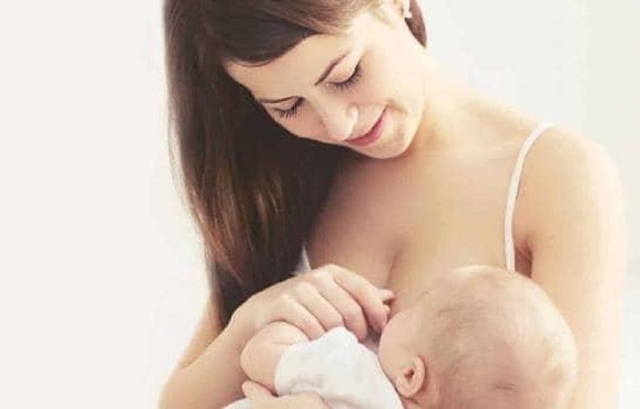 madre lactante...-min