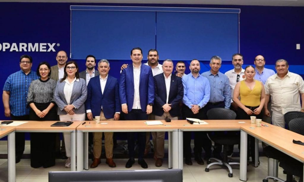 sindicatos, empresas y gobierno-min