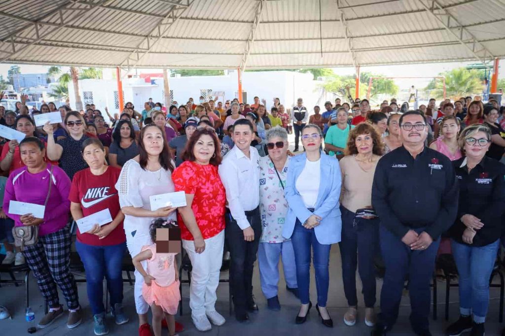 beneficiadas con programas sociales 1-min